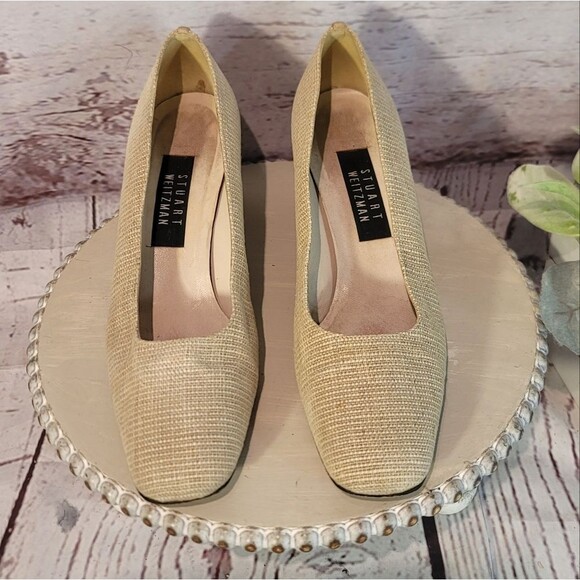 Vintage Stuart Weitzman Women's Beige Square Toe Pump Heels Size 8.5B - Picture 3 of 13